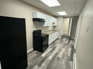 99-105 Mammoth Rd #5, Lowell, MA 01854