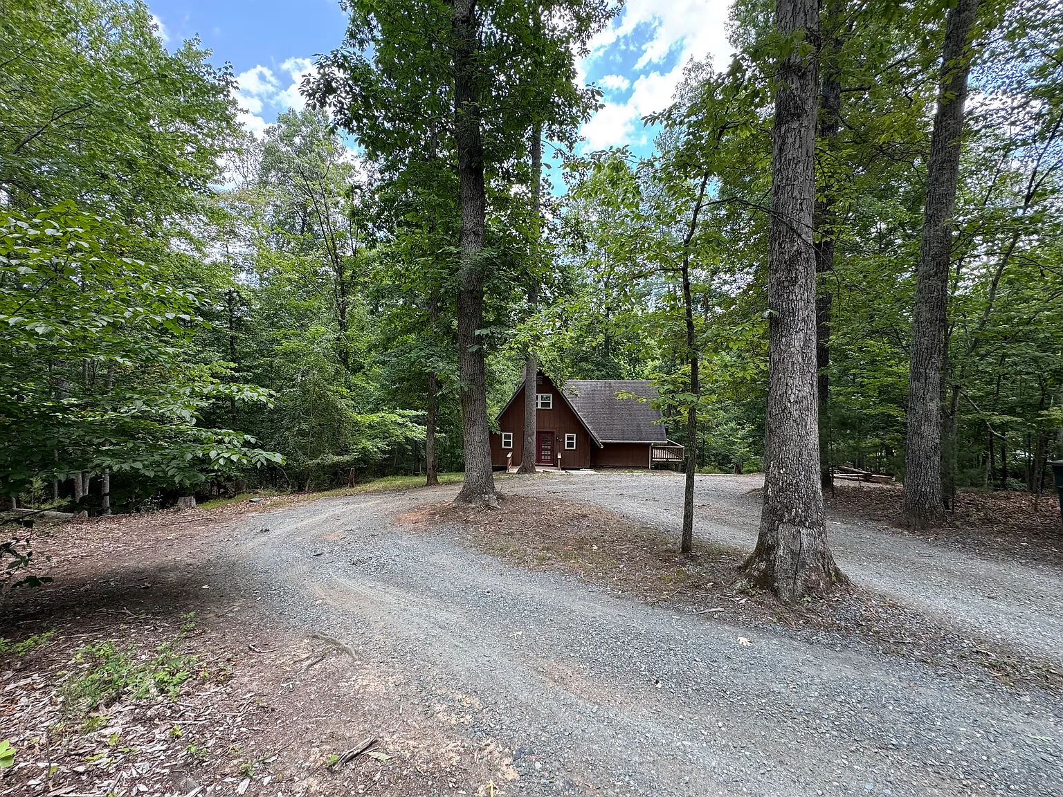 2 bed, 1000 sqft, $1,995 — Photo 2