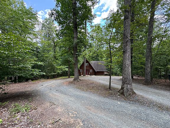 Driveway circle and parking
