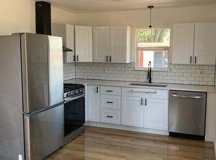 573 E Ellendale Ave APT 12A, Dallas, OR 97338