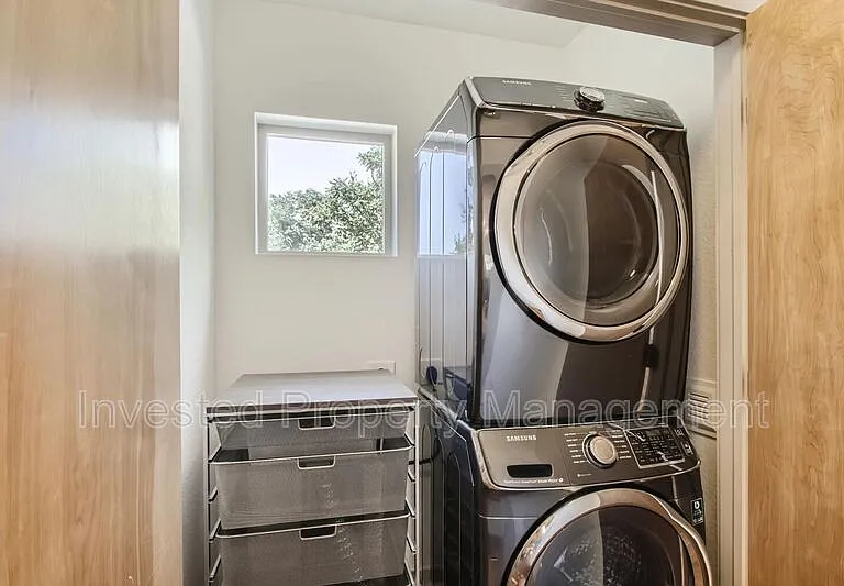 2332 Decatur St #3 — Photo 8