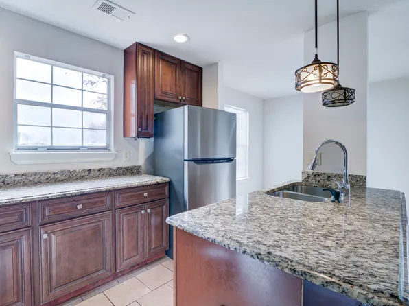 8115 Tremaine Ct APT A, Charlotte, NC 28227