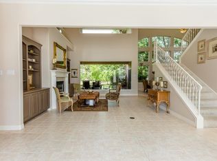 697 Edgewood Dr, Montgomery, TX 77356