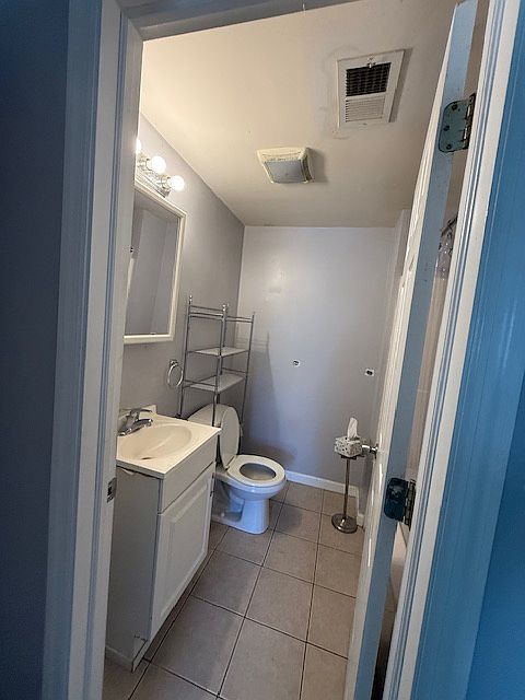 BATHROOM (WILL BE RENOVATED)
