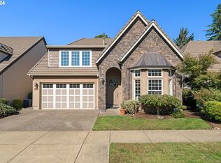 1151 Cedar Ridge Dr, Eugene, OR 97401