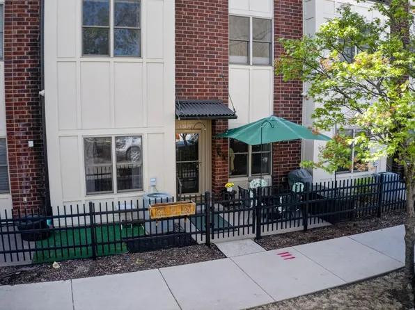 2900 11th Ave S #1009, Minneapolis, MN 55407