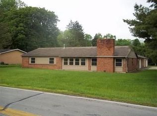 1633 N Belleview Dr, Bellbrook, OH 45305