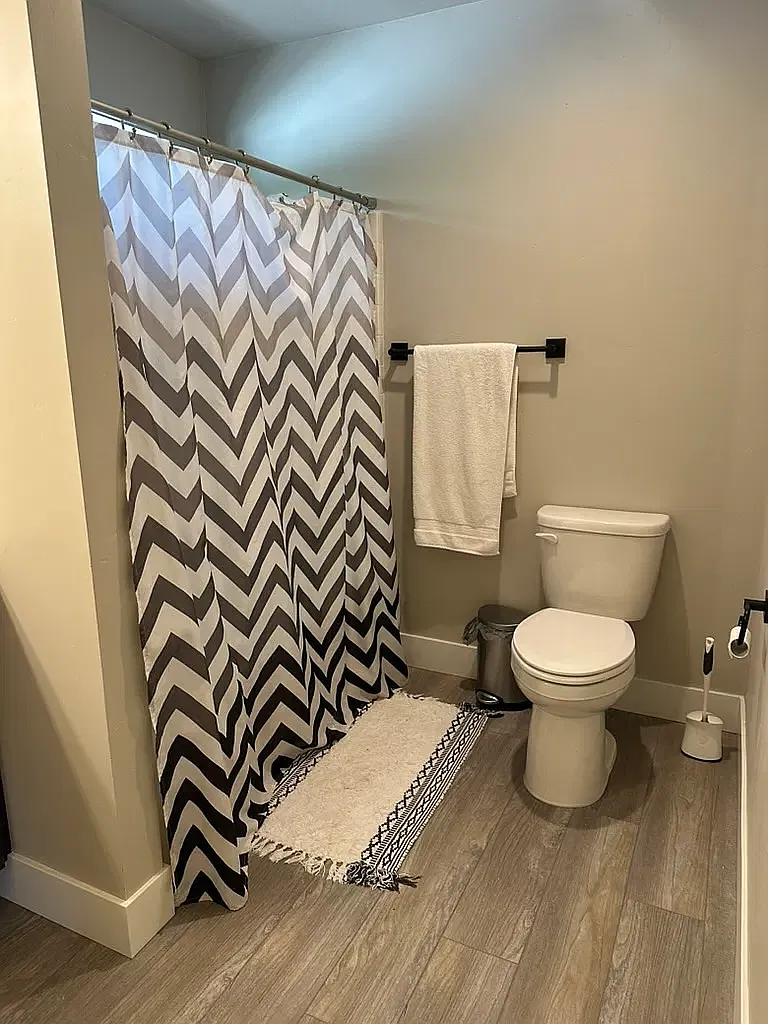3 bed, 2.5 bath, 2000 sqft, $900 — Photo 4