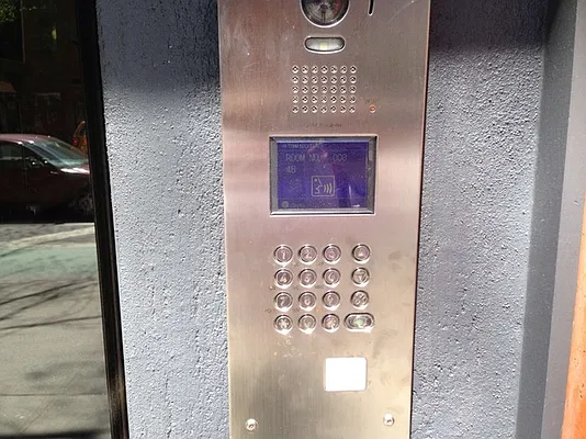 Rented by Compass | media 45