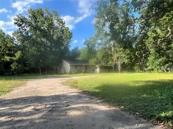 21805 Baptist Encampment Rd, New Caney, TX 77357