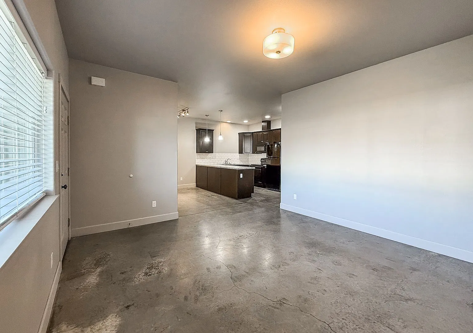 Townhouse Four-Plex in Downtown Richland — Photo 4