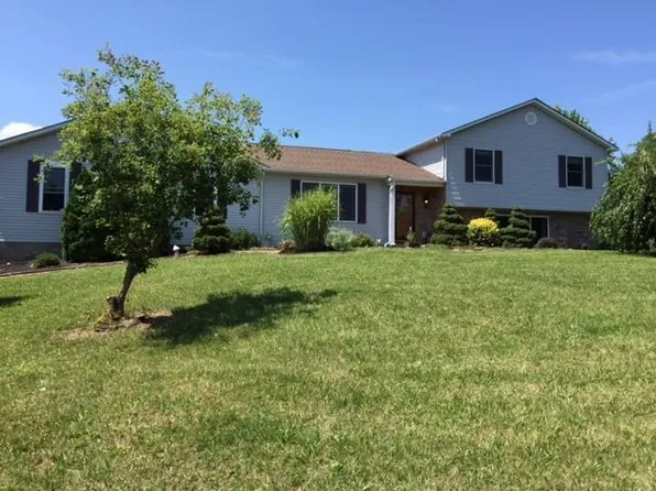 30565 Wolf Rd, Circleville, OH 43113