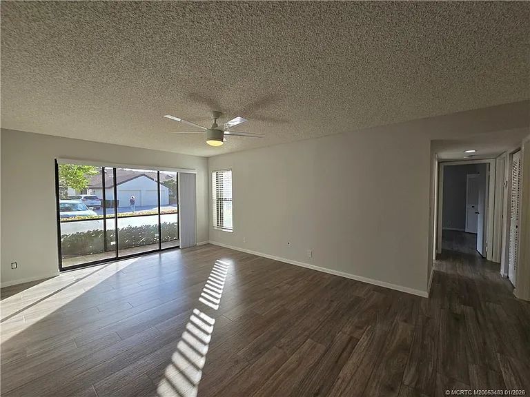 2114 SW Silver Pine Way #121-F1 — Photo 9