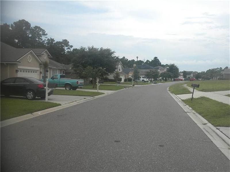 2nd image of 2603 Creekfront Dr