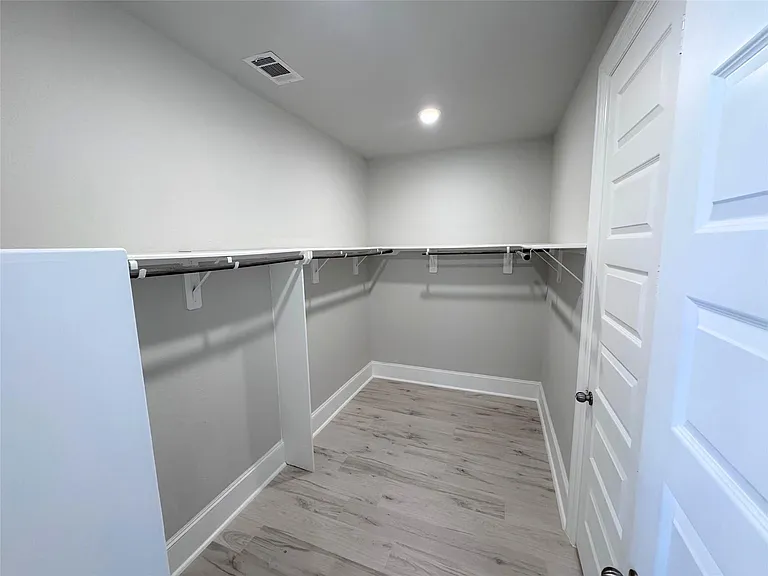 120 Wake Valley Ct — Photo 17