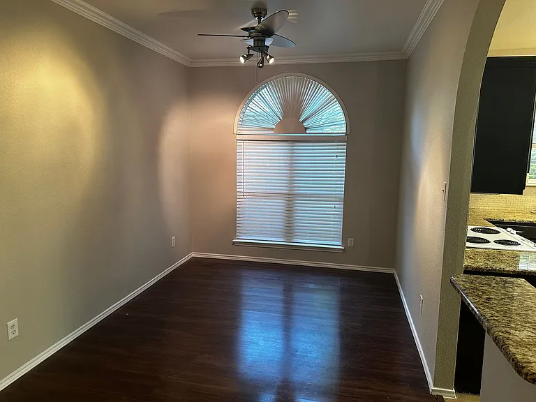 1809 Estates Dr — Photo 5