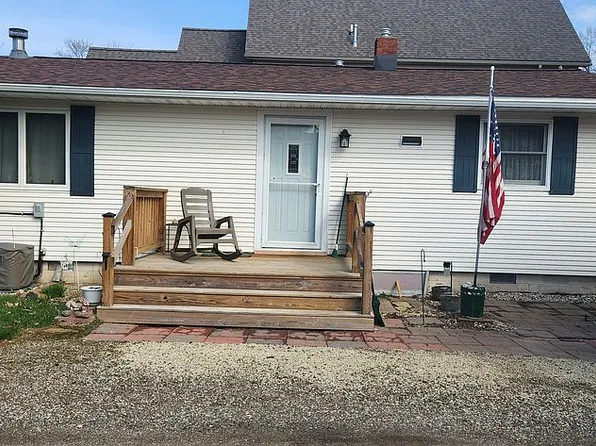 416 N Olcott Lake Rd, Jackson, MI 49201