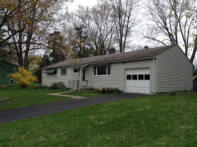 Front with 2 awnings