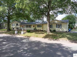 1002 Sylvia Dr, Sedalia, MO 65301