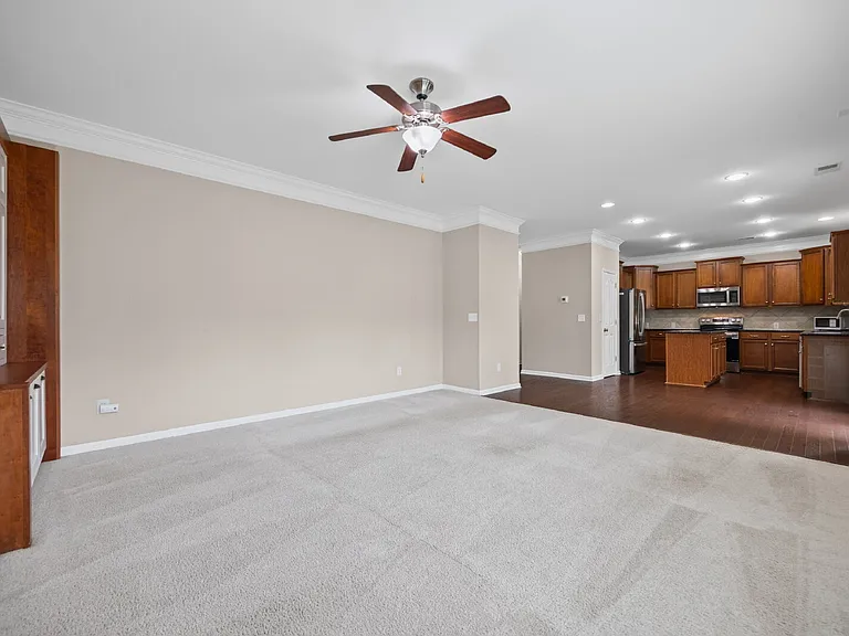 2206 Durand Rd — Photo 10