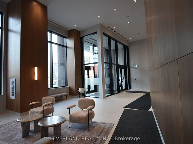 1185 Dupont St #1105 — Photo 6