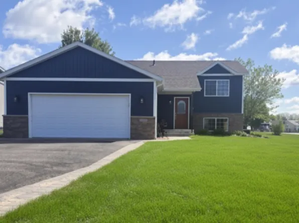 906 3rd Ave NE, Saint Joseph, MN 56374