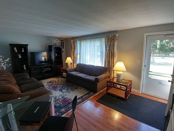 2nd image of 2322 Timberline Dr