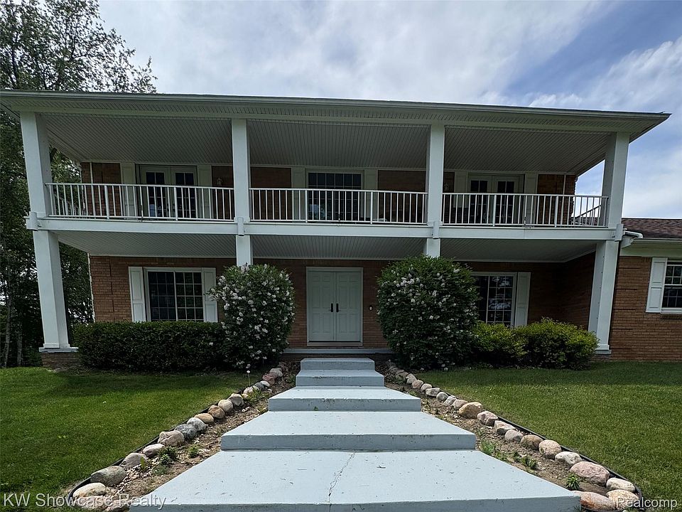 1st image of 4355 Driftwood Dr