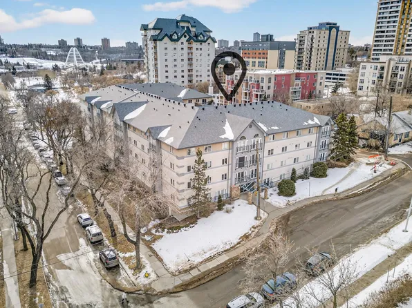 10403 98th Ave NW #108, Edmonton, AB T5K 2Y5