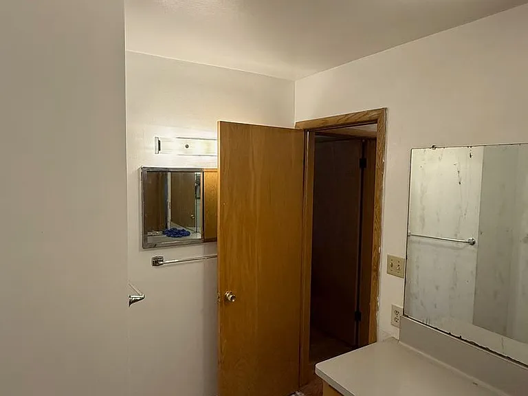 3309 N Dousman St — Photo 5