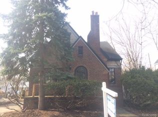 70 Amherst Rd, Pleasant Ridge, MI 48069