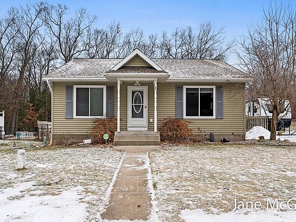 2nd image of 696 W Madison Rd