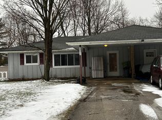 12873 Fountain Ct, Strongsville, OH