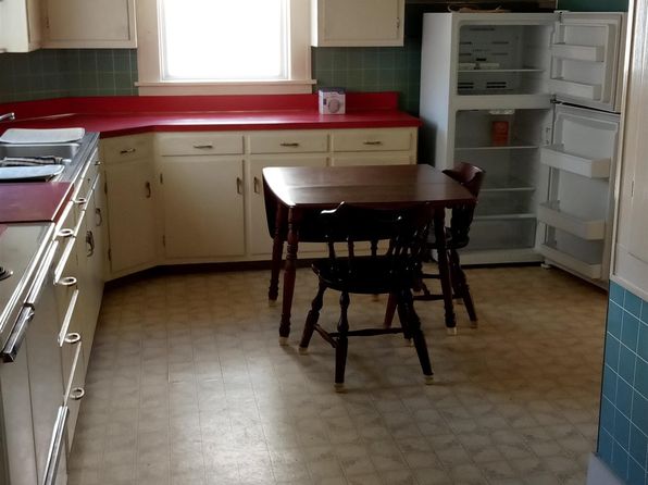 196 Maple Street, Morristown, VT 05661
