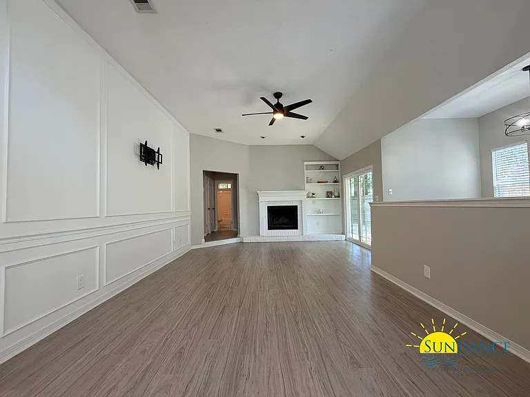 1897 Turnberry Ct — Photo 10