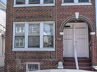 2135 E 24th St, Brooklyn, NY