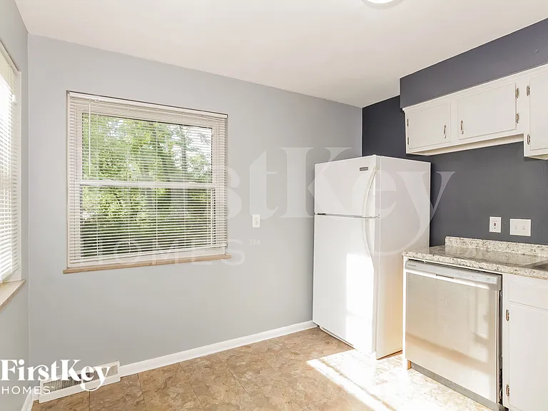 280 Genoma Dr — Photo 5