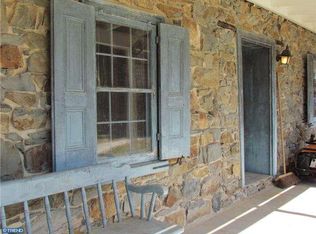 1350 Old Plains Rd, Pennsburg, PA 18073