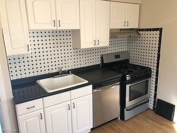 5th image of 4488 W 167th St