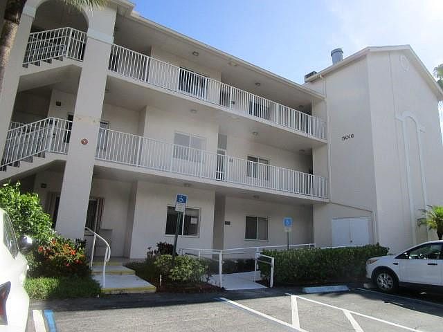 1st image of 5016 Rose Hill Drive #2-102