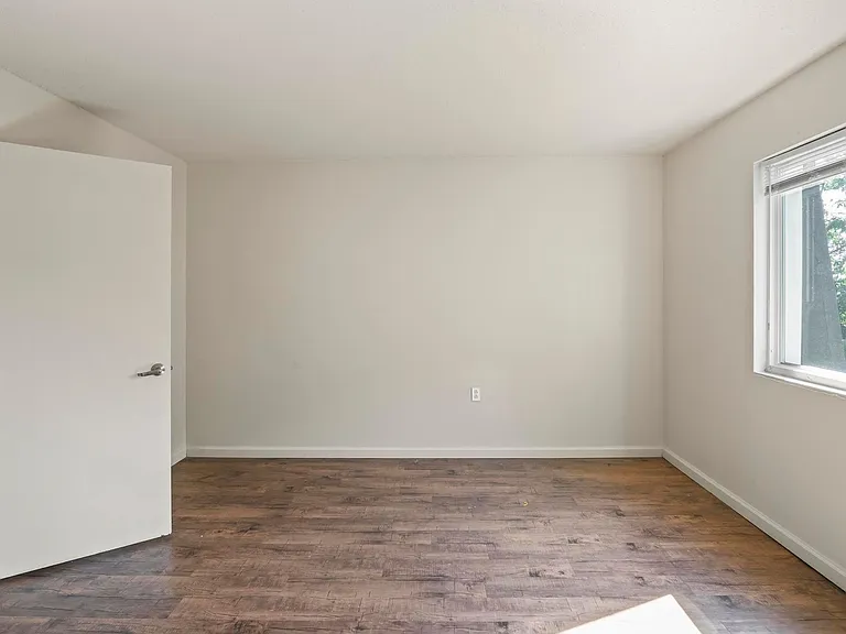 Westport Crossing Apartments — Photo 101