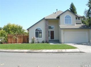 1444 Peterson Ln, Santa Rosa, CA 95403