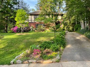 224 Pearson Dr, Asheville, NC 28801
