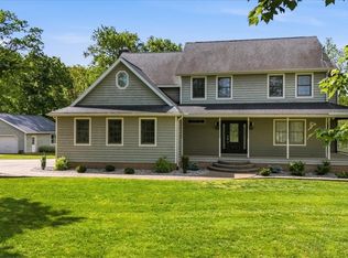 911 Moody Ridge Rd, Belpre, OH 45714