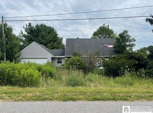 2494 Carpenter Pringle Rd, Ashville, NY 14710