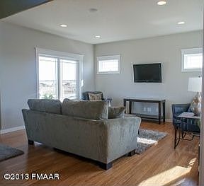 2nd image of 1227 31st Ave W