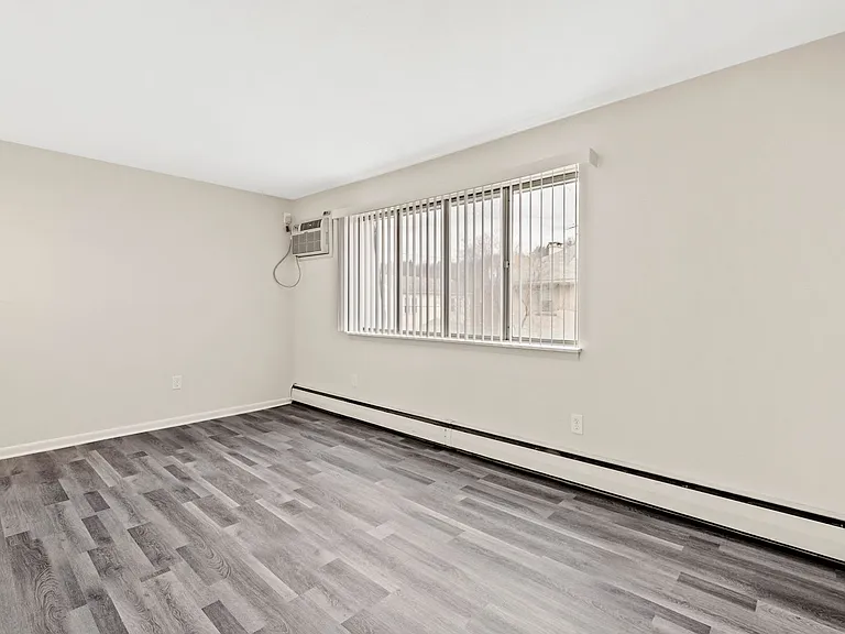 427 Wayne St — Photo 20