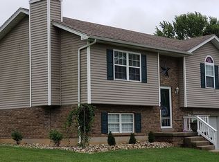 110 Abby Ct, Vine Grove, KY 40175