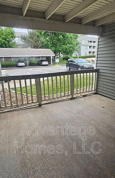 8793 W 106th Ter — Photo 5