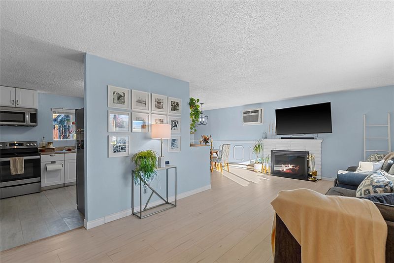 5th image of 1300 Cashmere Street